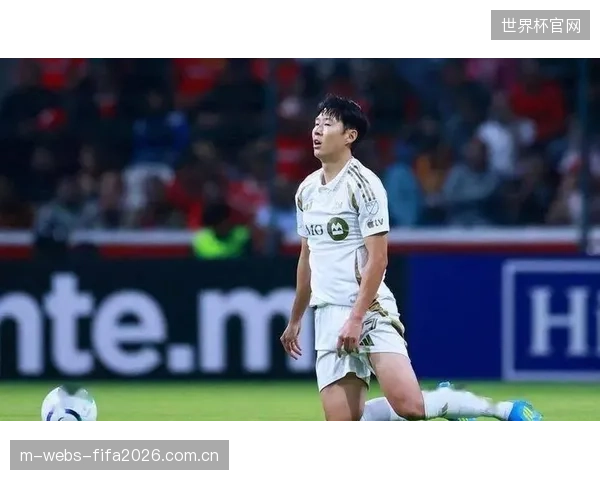 韩国队需要孙兴慜的个人能力以及全队的体能优势,在与南非、捷克的比赛中争夺积分。 韩国队需要孙兴慜的个人能力以及全队的体能优势,在与南非、捷克的比赛中争夺积分。